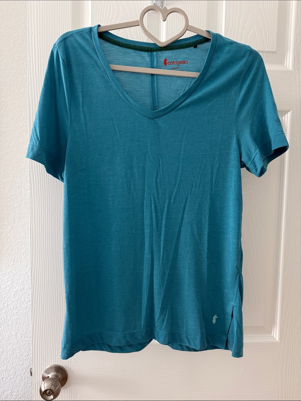 cotopaxi Teal V-Neck Short Sleeve Tee